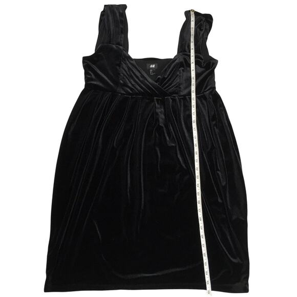 H&M Dress Black Velvet Sleeveless Mini V-Neck Women's Large Party Formal Event - Picture 6 of 6